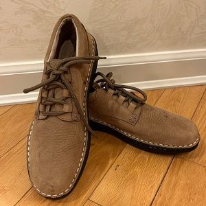 NWOT Eddie Bauer Tan Soft Leather Lace Up Shoes Size 9